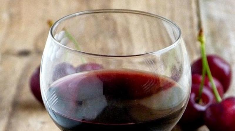 Как сделать вишневое вино: классический рецепт